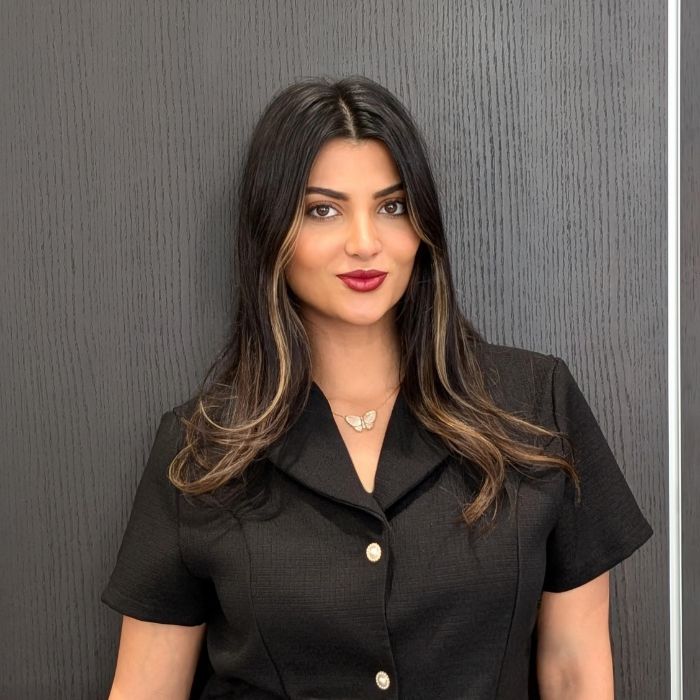 Elleen Amiri Sales and Leasing Consultant (Farsi & English)